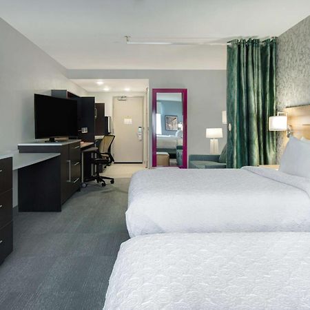 Home2 Suites By Hilton Grand Rapids Airport Kentwood Екстер'єр фото