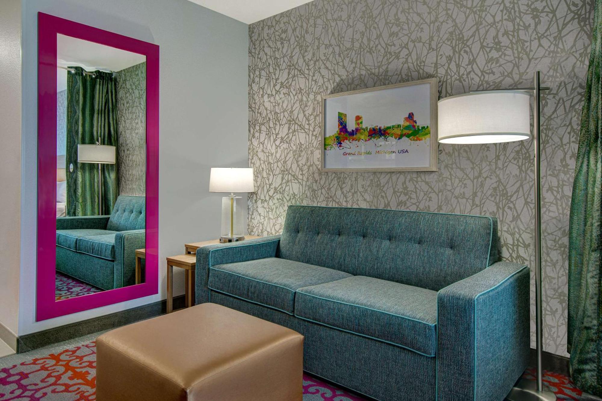 Home2 Suites By Hilton Grand Rapids Airport Kentwood Екстер'єр фото