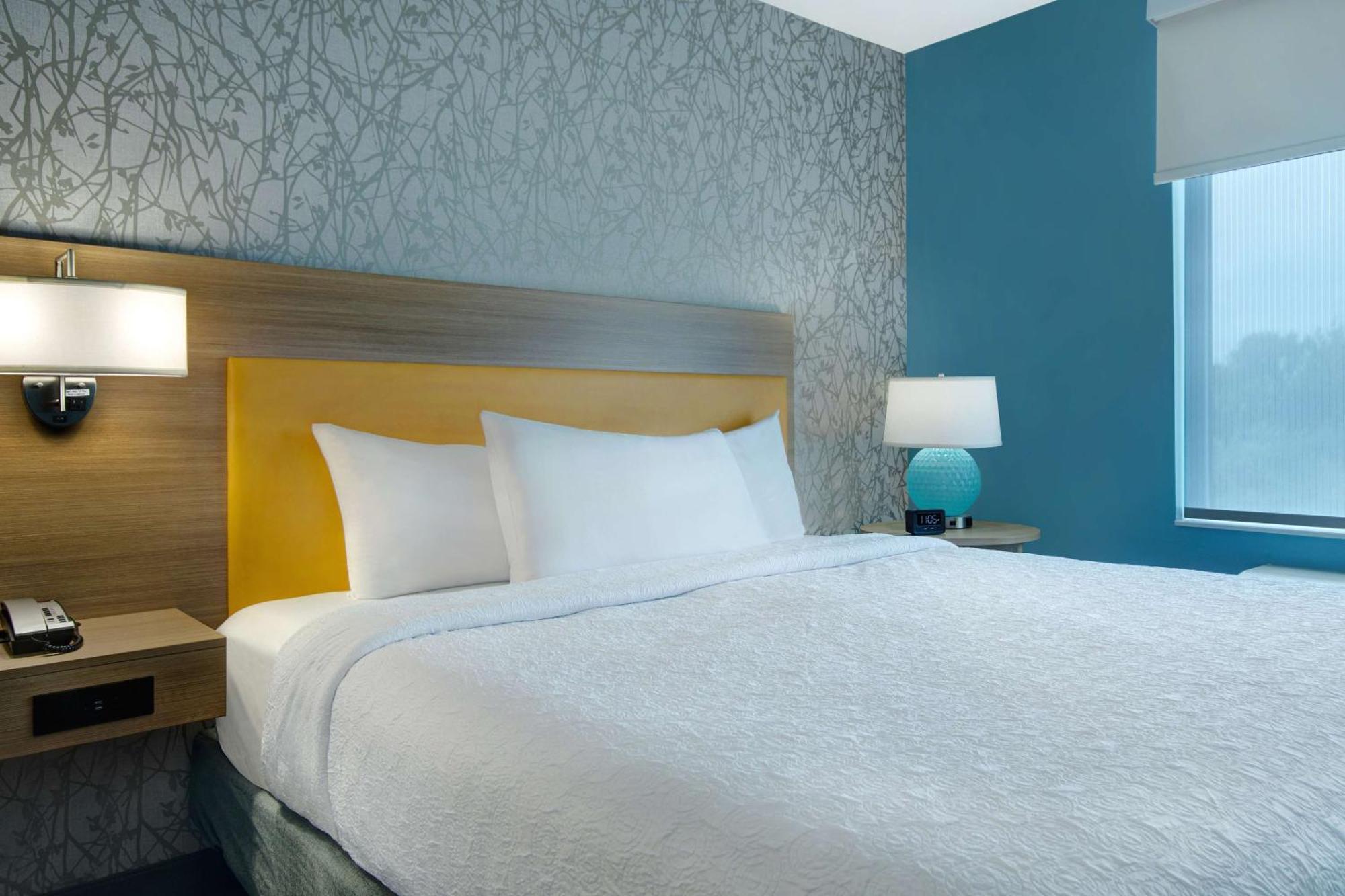 Home2 Suites By Hilton Grand Rapids Airport Kentwood Екстер'єр фото