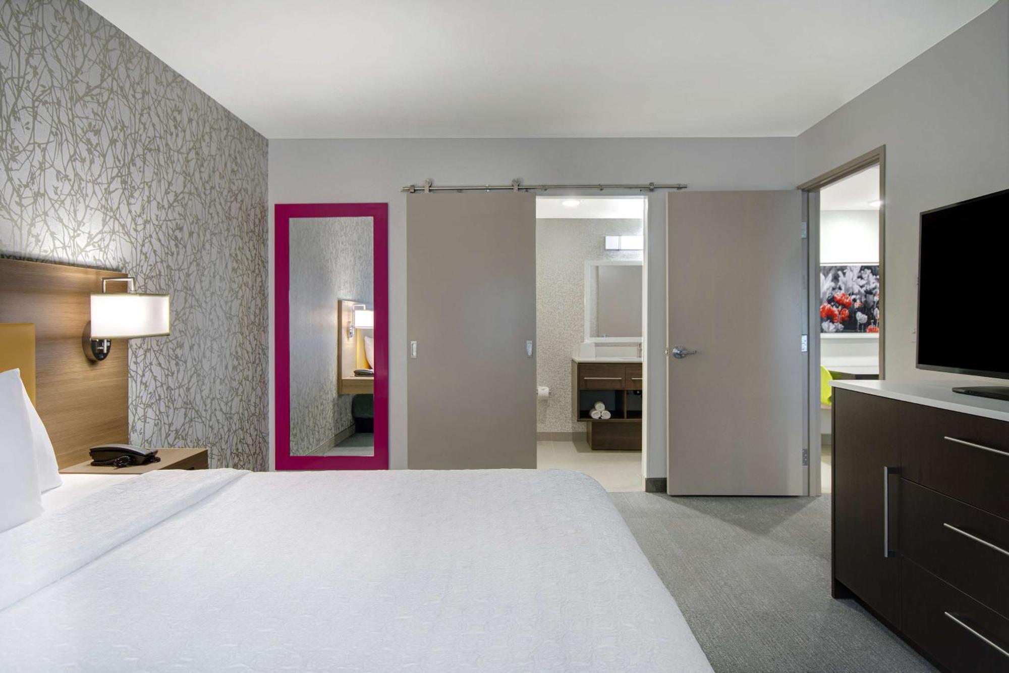 Home2 Suites By Hilton Grand Rapids Airport Kentwood Екстер'єр фото