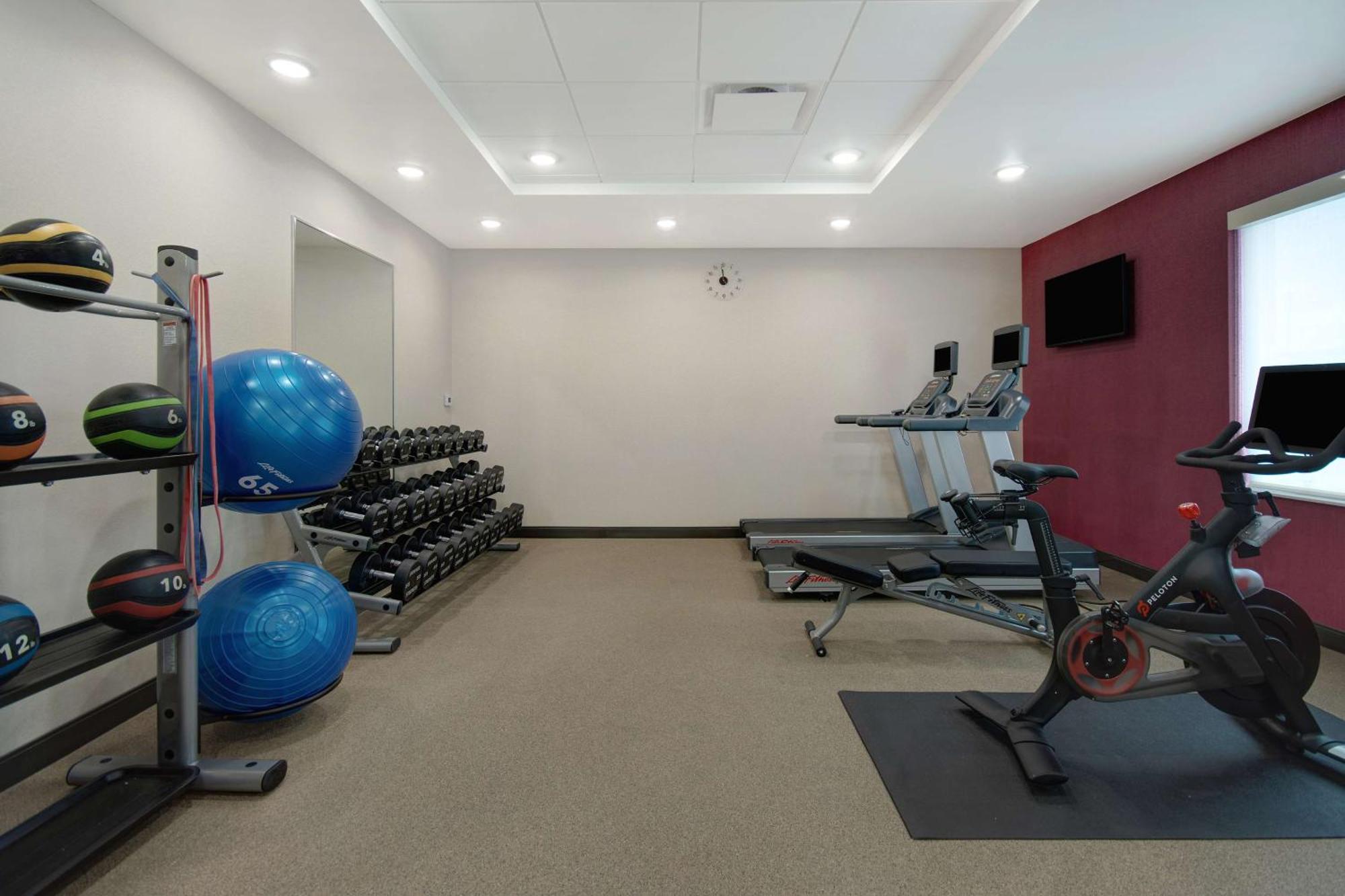 Home2 Suites By Hilton Grand Rapids Airport Kentwood Екстер'єр фото
