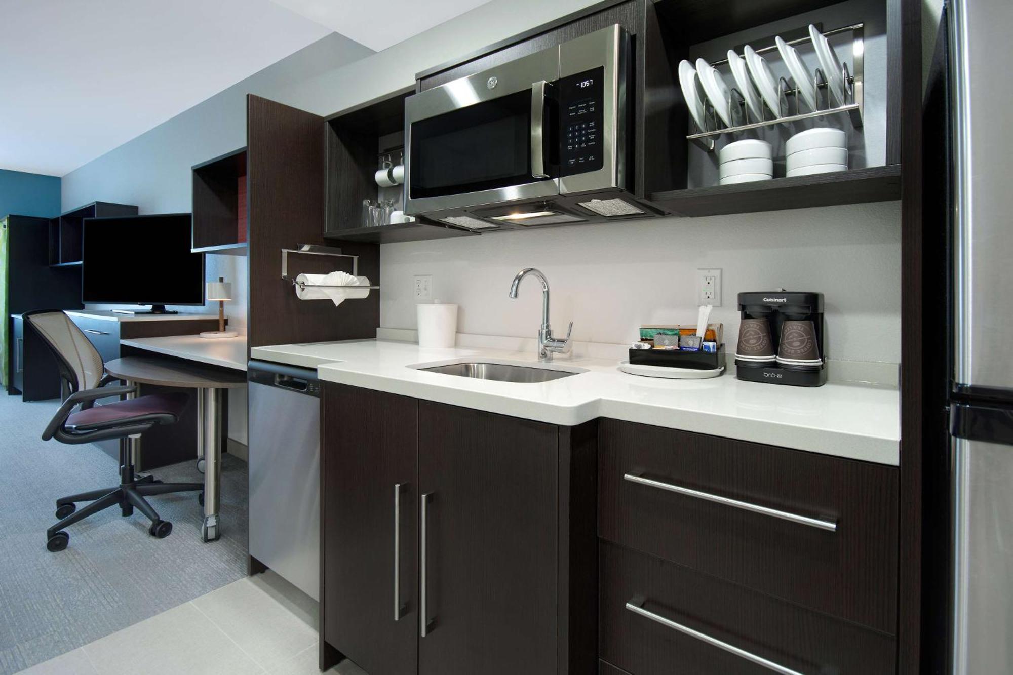 Home2 Suites By Hilton Grand Rapids Airport Kentwood Екстер'єр фото