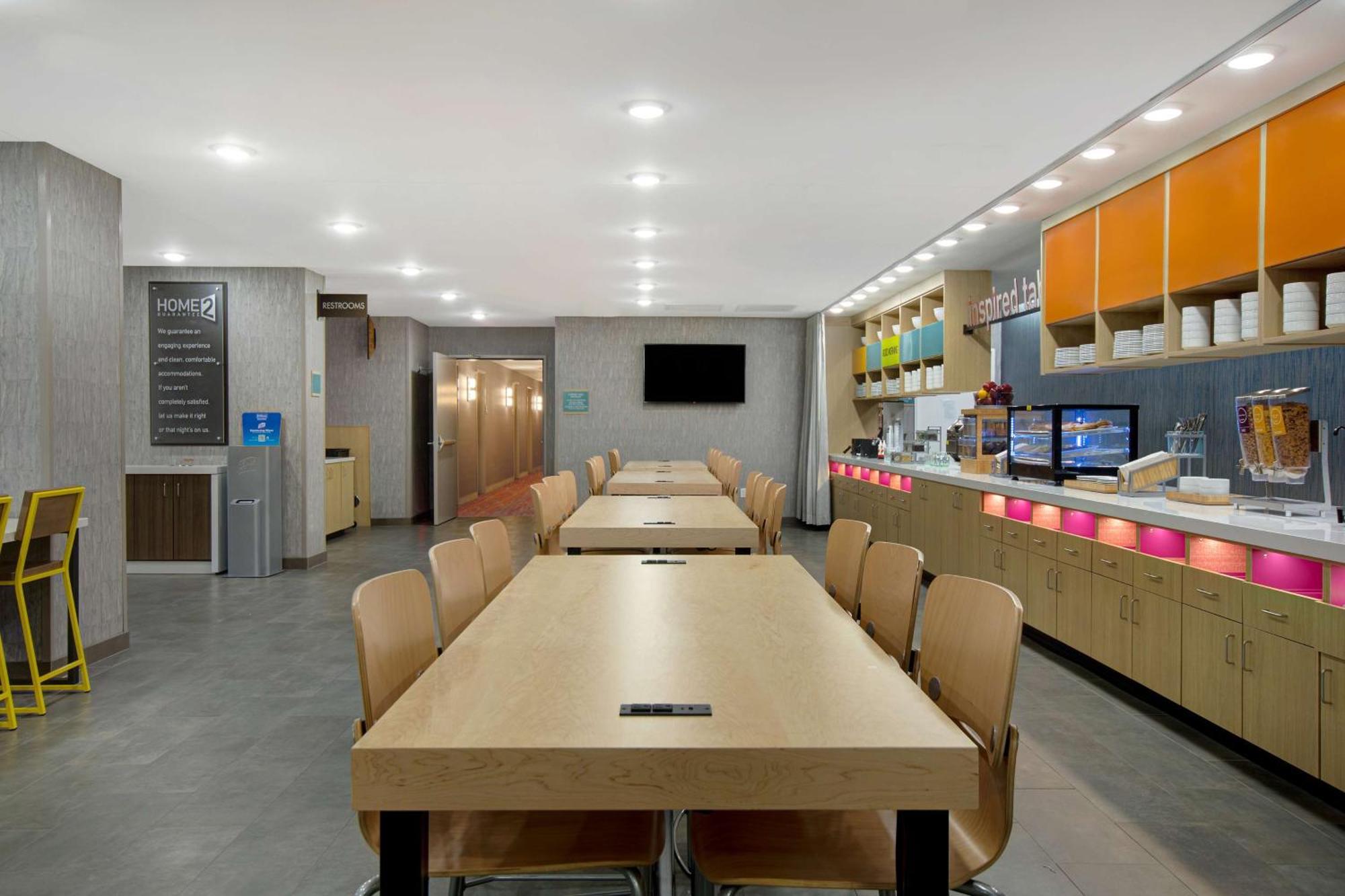 Home2 Suites By Hilton Grand Rapids Airport Kentwood Екстер'єр фото