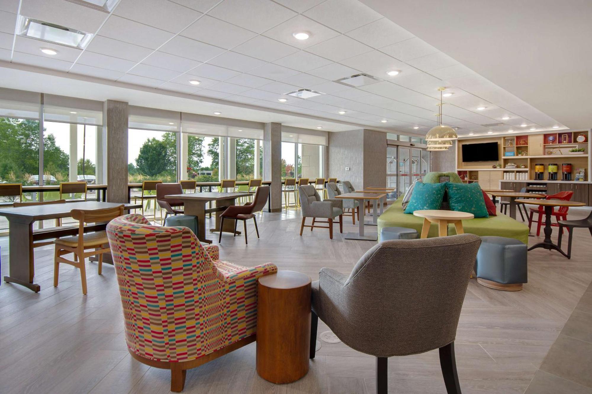 Home2 Suites By Hilton Grand Rapids Airport Kentwood Екстер'єр фото