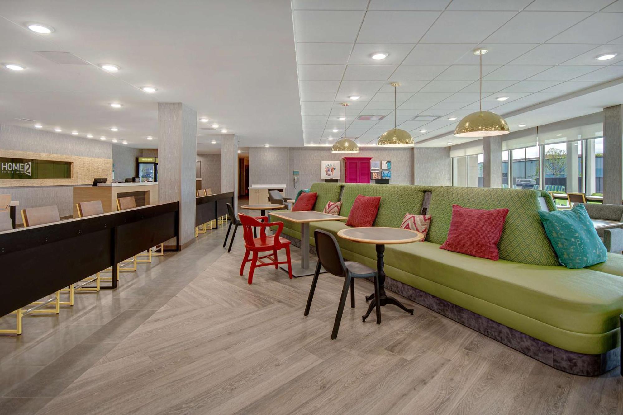 Home2 Suites By Hilton Grand Rapids Airport Kentwood Екстер'єр фото